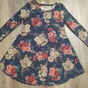 Haptics Long sleeve boutique dress ~ Size small